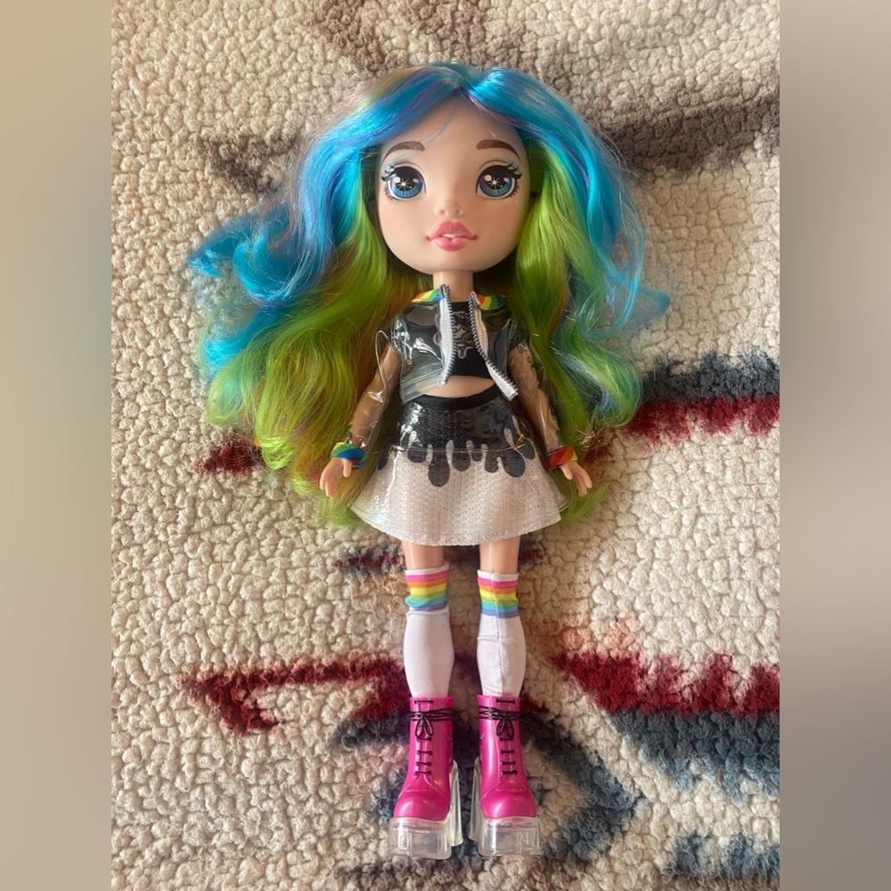 Amaya Rainbow High Doll
